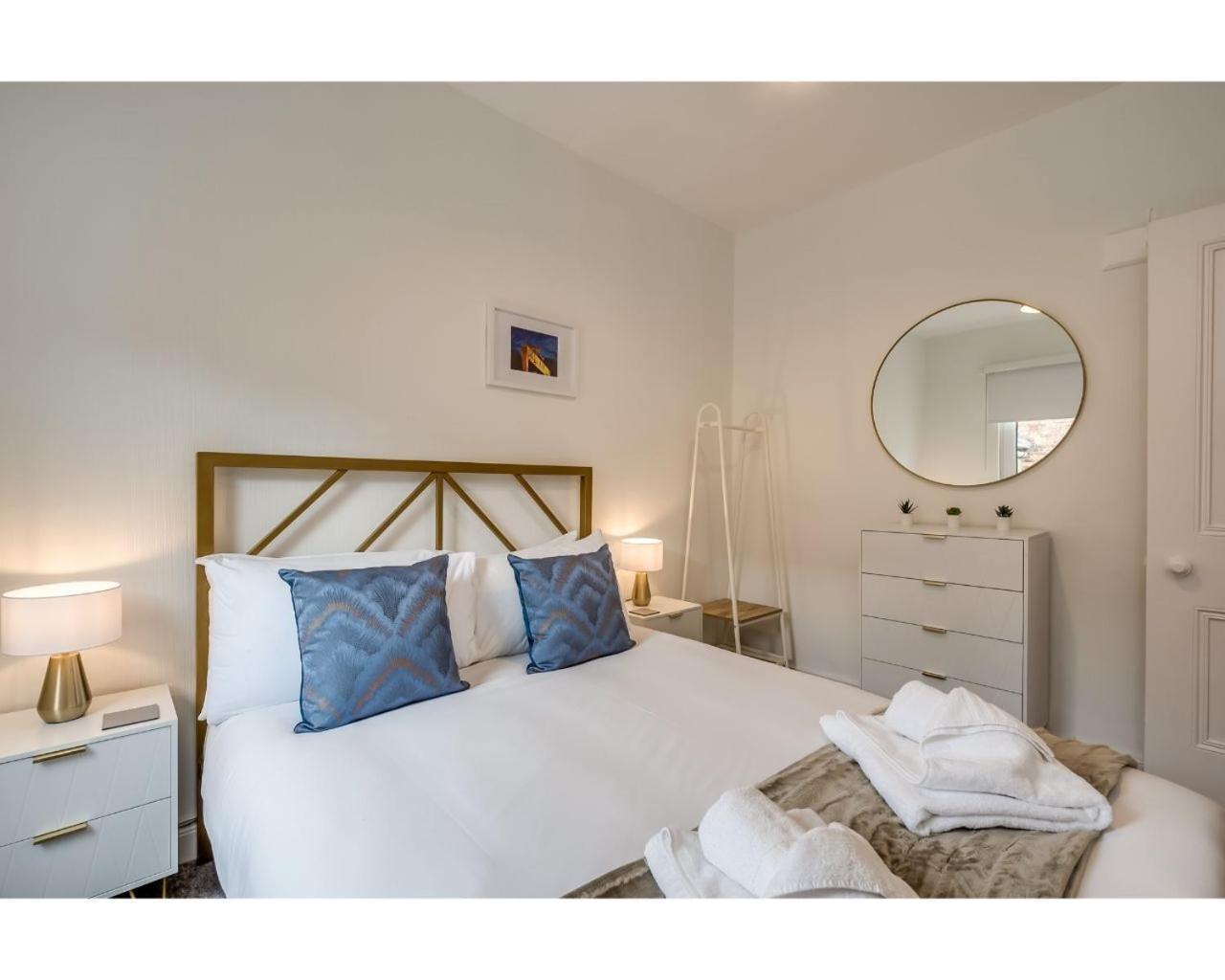 Central Belfast Apartments Chic Luxe R&R חדר תמונה