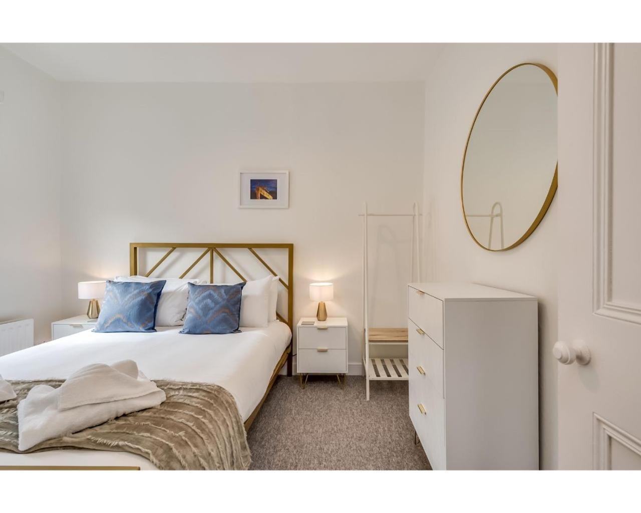 Central Belfast Apartments Chic Luxe R&R חדר תמונה