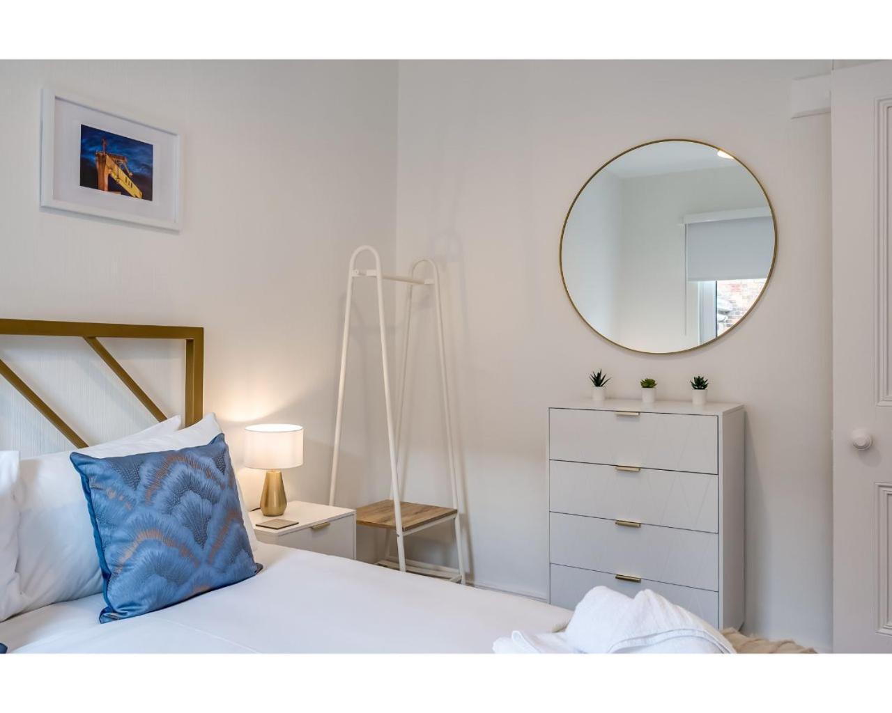 Central Belfast Apartments Chic Luxe R&R חדר תמונה