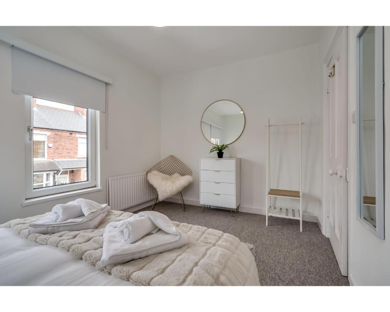 Central Belfast Apartments Chic Luxe R&R חדר תמונה